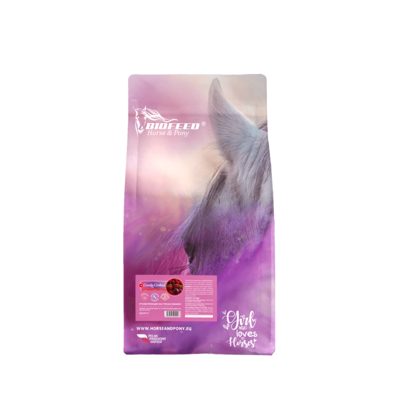 RASPBERRY & STRAWBERRY WITH BEETROOT COOKIES 900g